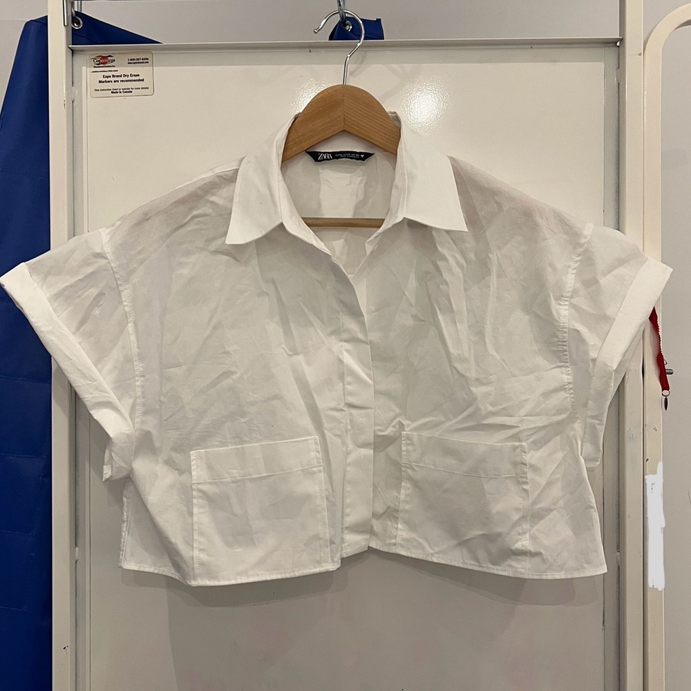 Zara Cropped Rolled Sleeve Button Down
